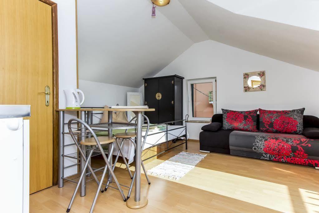 Split Center Apartments Eksteriør billede